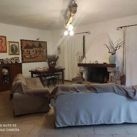 Appartamento Il Giardino Dom wakacyjny
